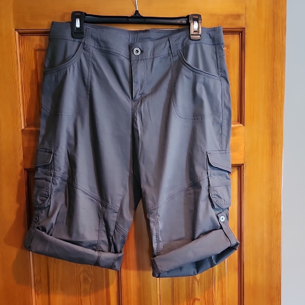 Kuhl Women's Cargo Shorts in Dark Gray